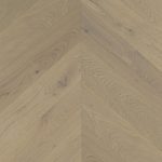 560 Weathered Oak Medium